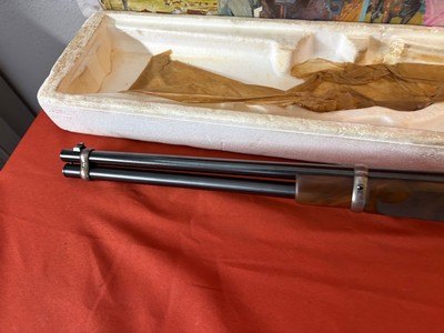 WINCHESTER MODEL 1894 ~ ALBERTA DIAMOND JUBILLE ~ LEVER ACTION RIFLE 38-55 - Image 13 of 17