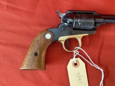 RUGER BEARCAT SINGLE ACTION REVOLVER 22LR ~ MADE IN 1972 ~ - Image 6 of 12