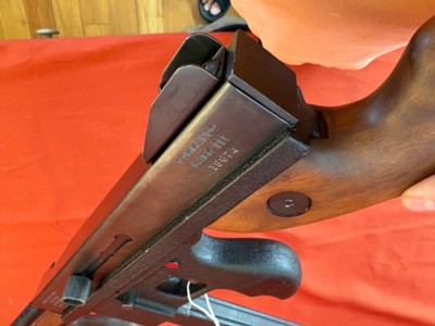 VOLUNTEER ENTERPRISE COMMANDO MARK lll TOMMY GUN 45 ACP SEMI AUTO RIFLE - Image 10 of 11