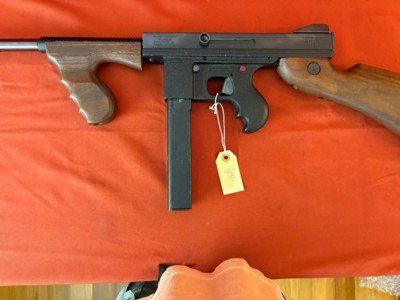 VOLUNTEER ENTERPRISE COMMANDO MARK lll TOMMY GUN 45 ACP SEMI AUTO RIFLE - Image 2 of 11