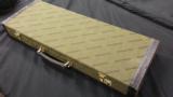 4721Winchester green shot gun case with keys, up to and including 26