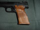 4812 Smith Wesson Model 41 22 long rifle MINT - 3 of 12