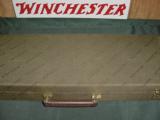 5029 Winchester 101 or 23 shotgun case Mint keys will take 28 inch barrels - 3 of 10