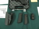 6046 Glock Gen 3 model 22 40 SW 99% 4 mags nite sites holster - 2 of 11