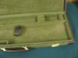 6168 Winchester 101 or 23 or other shotgun case, luggage style 1971-1987 hs the original keys,99% condition, leather trim, will take 28 inch barrels - 4 of 4