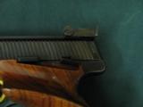6192 Browning Medalist target pistol as new in case,4 weights, wrench. gold trigger, 2 magazines. 22 long rifle,Belgium mfg. dont miss this one - 10 of 11