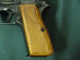 6781 Browning High Power 9mm , all original,,,NOT A A MARK ON IT--MINT ! Browning pouch....perfect wood grips, no marks on magazine, mfg 1968. say no - 7 of 10