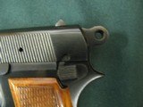 6781 Browning High Power 9mm , all original,,,NOT A A MARK ON IT--MINT ! Browning pouch....perfect wood grips, no marks on magazine, mfg 1968. say no - 6 of 10
