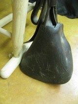 6902 McClellan Calvary Saddle WORLD WAR I,excellent condition, 12 inch model,leather top and under side in excellent condition, so are the stirrups an - 3 of 10