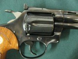 6971 Colt Diamondback 22 Long Rifle 6 inch barrel, blue, wood grips, NEW IN BOX, NOT A MARK ON IT. cylinder never turned,box end cap matches revolver - 8 of 11