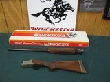 7025 Winchester 10l Lightweight 12 gauge 27 inch barrels sk ic mod im ful xfull, 2 Winchester pouches, correct Winchester box serialized to gun. Pachm - 2 of 14