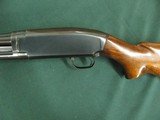 7215 Winchester model 12 20 gauge 28 inch barrel mod choke,plain barrel, White line pad 12.5 lop, 98-99% condition, bore brite shiny, opens closes pos - 3 of 14