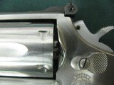 7262 Smith Wesson 66-2 Combat Magnum, 357 Mag. 4 inch barrel orange front site, square notched rear site, Pachmayr black checkerd grips,slight drap li - 5 of 9