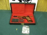 7261 Browning Medalist 22 long rifle
6.75 inch barrel. weight adapter and 3 weights, 2 blade folding screw driver, Pamplet,CASED. never fired, NEW IN - 2 of 10