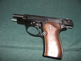 7438 Browning BDA 380 4 inch barrel 98 shells, 99% condition. fixed sites, 2 mags, medallion wood grips. just like new. - 3 of 12