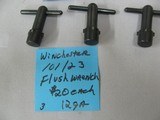 7615 Winchester 101 and model 23, chokes, wrenches, pouches,12 gauge, 20 gauge, flush, extended, all gauges, all styles, all types, excellent conditio - 10 of 10