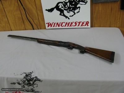 7705 Winchester 101 field 410 gauge 28 inch barrels 2.5 chambers, skeeet/skeet, pistol grip with cap, ejectors, Green viz front site, Old English pad,