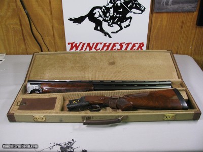 7708 Winchester 101 PRESENTATION GRADE 12 ga 27 inch barrels skeet/skeet
vent rib
pistol grip, ejectors,AAA++Fancy
FEATHECROTCH,Highly figured waln