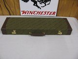 7806 Winchester 101 or 23 gun case, leather trim, keys as new, will take 28 inch barrels,--210 602 6360-- - 1 of 9