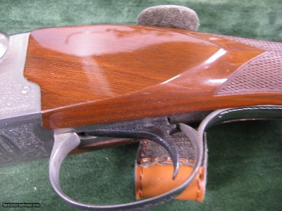 7923Winchester 23 Pigeon XTR 20 gauge, Green hard case! With keys. Has 28 inch barrels 2 3/4 & 3 inch chambers, M/F, 14 1/8 LOP, round knob, vent ri - Image 6 of 22