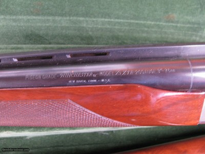 7923Winchester 23 Pigeon XTR 20 gauge, Green hard case! With keys. Has 28 inch barrels 2 3/4 & 3 inch chambers, M/F, 14 1/8 LOP, round knob, vent ri - Image 14 of 22