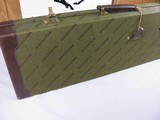 7959Winchester Green Shotgun Case, very nice condition, with keys and spacer blocks, 28 Inch barrels. - 5 of 7