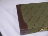 7959Winchester Green Shotgun Case, very nice condition, with keys and spacer blocks, 28 Inch barrels. - 3 of 7