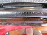 7986
Winchester 23 Classic 28 Gauge, 26 inch Barrels, IC/Mod, Vent Rib, Single selective Trigger, Ejectors, Tiger Striped AA++ Fancy Walnut, Gold Rai - 14 of 18