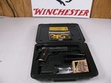 7998
Browning 1911 Black Label- Medallion Pro Compact, 380 ACP, Rosewood Grips, 2 Factory 8 round mags, 3.63 barrel, Comes with a box of ammo, Like n - 1 of 11