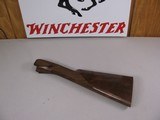 8115
Winchester 101 Pigeon 28 gauge stock, wood length measures 14 1/2, no pad/plate. Nice dark wood clean, has a scratch see pictures