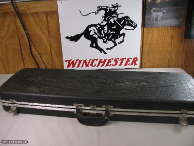 8787—Gun Guard Gun Case, Shotgun or rifle- 37” Total Length and 11” Wide- Foam inside- It is missing the center clasp.