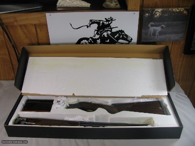 8820
Browning Citoti Lighting, 28 Gauge field, 26” Barrels, Vent rib, Invector Chokes, IC/Mod,14 1/4 LOP, Gold plated SST, Selective ejectors, Round