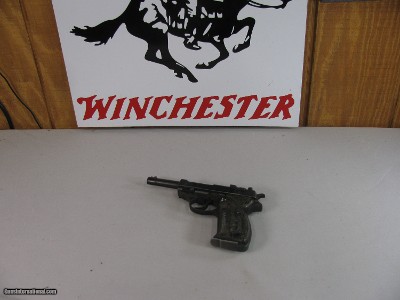 8841 P38 9MM, very good, bake light grips, repro Walther Magazine, AC 41, MFG 1940, Waffen Stamped, Eagle over 359 inspector, German Eagle stamp, Exce