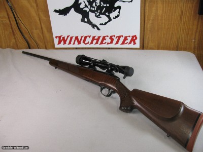 8866
Sako 75 Hunter Variation 1, .223 Remington, Short action, 3 lug bolt, with detachable magazine, Made in Finland with proof mark (wolf head), Pis