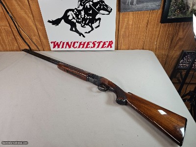 8924
Winchester 101 410 Gauge, 28” Barrels, 14 1/4 LOP, SK/SK, 2 1/2, Pistol grip, Has the brass bead,
vent rib, Winchester plate, nice wood! LIKE N