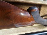 9001
Winchester 23 HEAVY DUCK S/N 135. only 500 made! 12 gauge, 30 inch barrels full/full, 3 inch. 14 1/4 LOP, 95% condition with case. single selec - 4 of 22