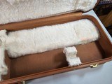9027
Browning Hartmann shotgun case, It has the keys with it. Great condition case in and out! Up to a 30