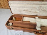9027
Browning Hartmann shotgun case, It has the keys with it. Great condition case in and out! Up to a 30