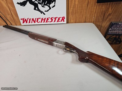 9052
Winchester 101 Diamond grade Skeet, 12 Gauge, 28” barrels, SK/SK, Pistol grip, butt pad, gold trigger, ported barrels, 14 1/4 LOP, all original,