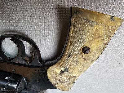 9054 H+R Arms Model 922 22 Caliber Long Rifle, Blued, 9 round, plastic checkered grips, 6” barre;, . More pictures at dawsonsdou