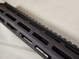 9100 Smith & Wesson M+P 10, 308 Cal, Performance center, optics ready, ambidextrous,
mag pull stock, picatinny rail, 99%.. NO MAG.. More pictures at - 8 of 21