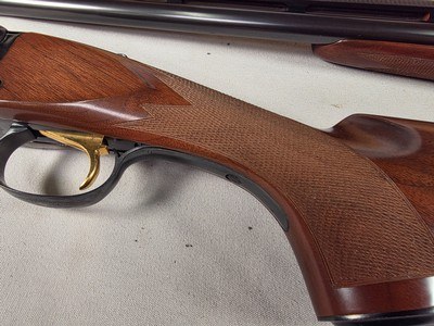 9191
Winchester 23 Classic 20 Gauge, 26” barrels, IC/Mod, 14 1/4 LOP. Beautiful side x side, possibly unfired shotgun, all paperwork, all inserts and