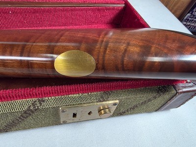 9208  Winchester 23 Classic, 20 Gauge, 2 3/4 and 3”, 26” barrels,  IC/MOD, 14 1/2 lop, butt pad, vent rib, beautiful wood, gold trigger, pistol grip w - Image 7 of 25