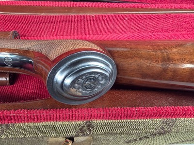 9208  Winchester 23 Classic, 20 Gauge, 2 3/4 and 3”, 26” barrels,  IC/MOD, 14 1/2 lop, butt pad, vent rib, beautiful wood, gold trigger, pistol grip w - Image 8 of 25