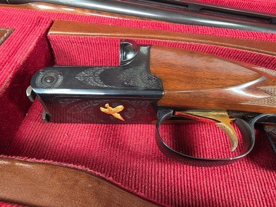 9208  Winchester 23 Classic, 20 Gauge, 2 3/4 and 3”, 26” barrels,  IC/MOD, 14 1/2 lop, butt pad, vent rib, beautiful wood, gold trigger, pistol grip w - Image 6 of 25