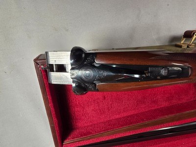 9208  Winchester 23 Classic, 20 Gauge, 2 3/4 and 3”, 26” barrels,  IC/MOD, 14 1/2 lop, butt pad, vent rib, beautiful wood, gold trigger, pistol grip w - Image 17 of 25
