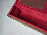9218
Winchester green hard trunk style shotgun case, double barrel case, will hold two barrels up to 29”, beautiful like new condition. More pictures - 11 of 20