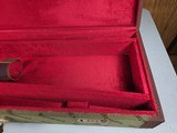 9218
Winchester green hard trunk style shotgun case, double barrel case, will hold two barrels up to 29”, beautiful like new condition. More pictures - 2 of 20