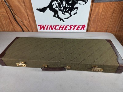 9281Winchester 101 Quail Special hard shotgun case, Green, will hold up to a 28” barrel, red interior, only 500 made, great condition, More pictures