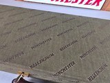 9281
Winchester 101 Quail Special hard shotgun case, Green, will hold up to a 28” barrel, red interior, only 500 made, great condition, More pictures - 16 of 16